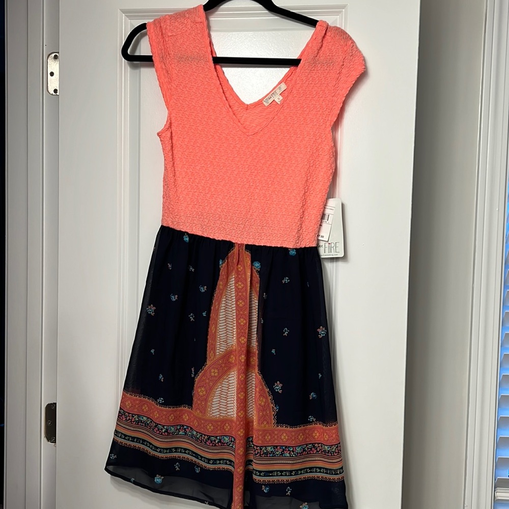 NWT Navy/Coral Dress Size M